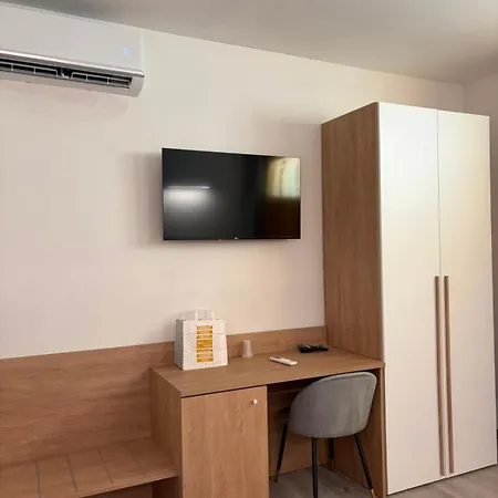 Domos De Budroni Bed & Breakfast 3*