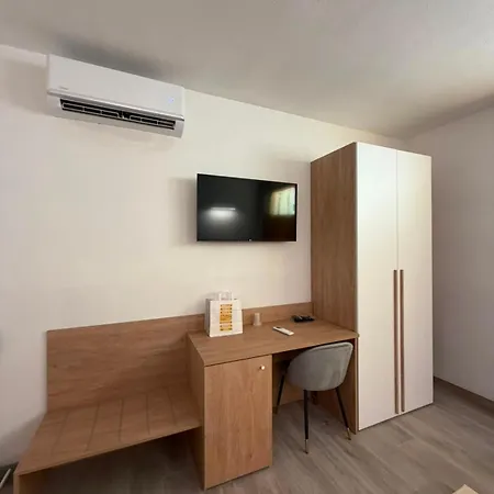 Bed & Breakfast Domos De Budroni